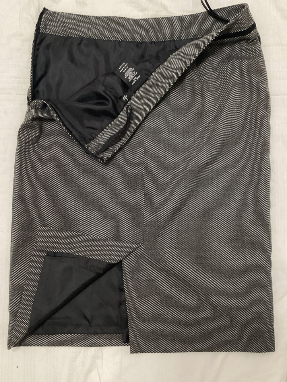 Nine West Size 2 Gray Skirt Suit Black Trim Lined - Picture 8 of 13